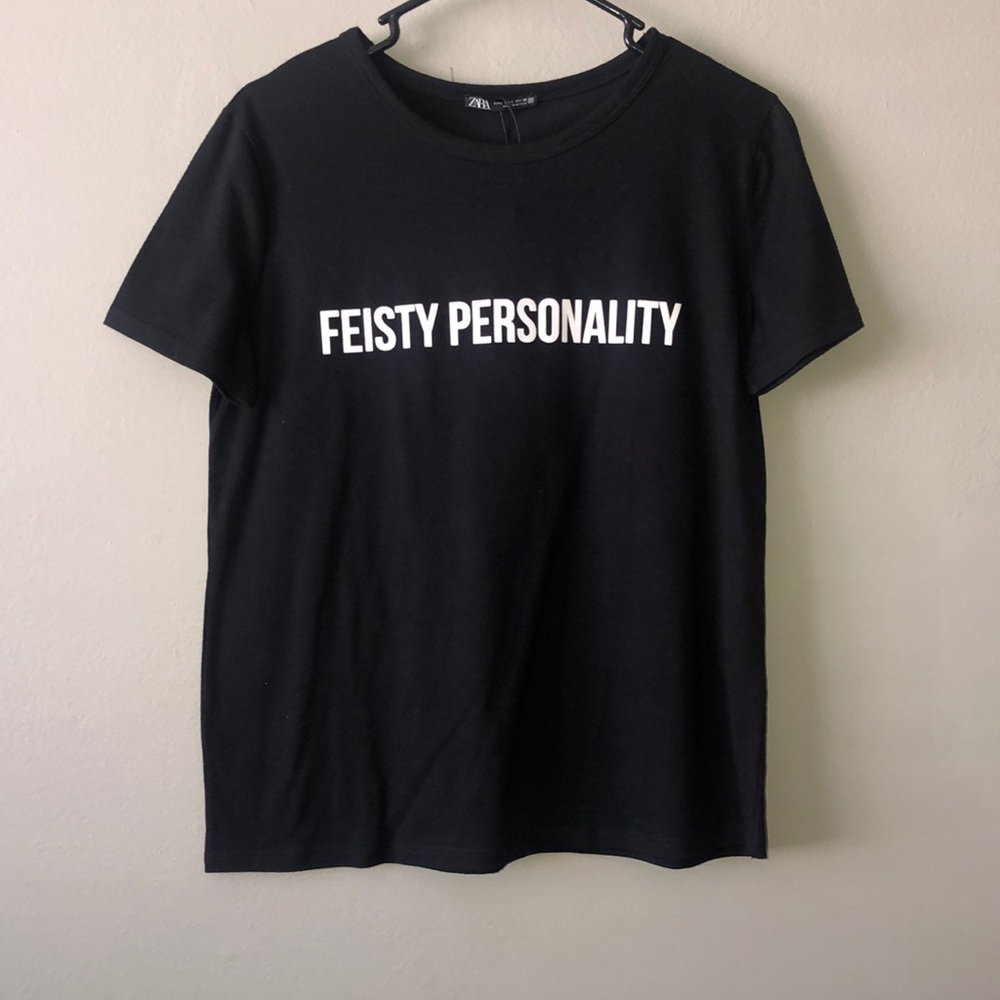 A short sleeve tee